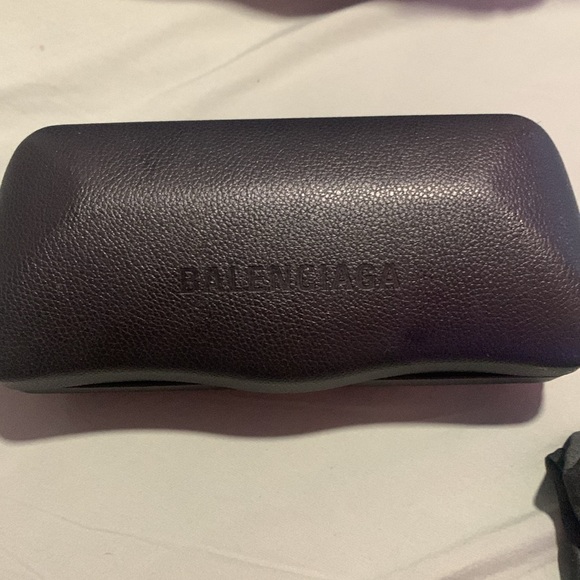 BALENCIAGA wrap around sunglasses - Picture 6 of 9